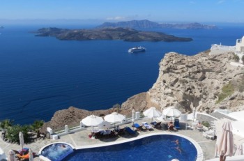 7 Days Greece Tour to Athens and Santorini